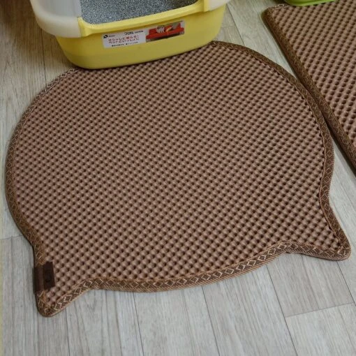 Moonshuttle Headshaped Blackhole Litter Mat -Cat Supply Store 109514 PT5. AC SS1800 V1484838559