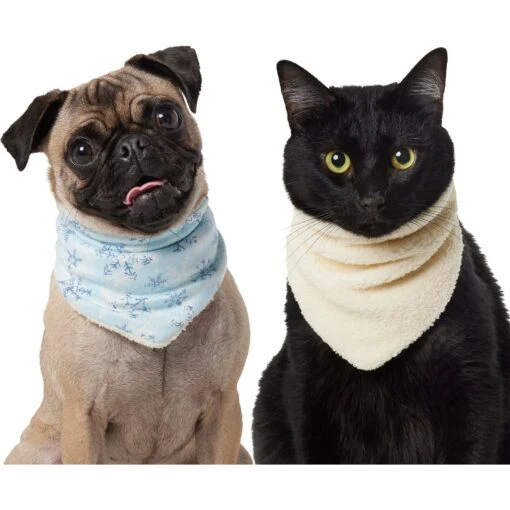 Frisco Reversible Snowflake Cozy Knit Faux Fur Dog & Cat Pullover Bandana, 1 Count -Cat Supply Store 746630 MAIN. AC SS1800 V1694800688